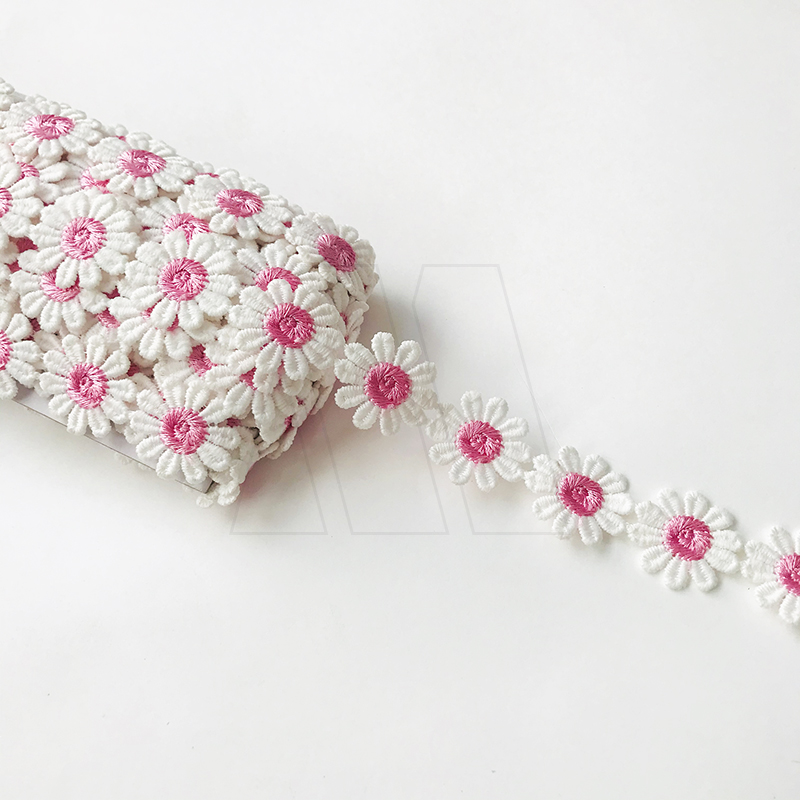 GUIPURE MARGARITA BLANCO C/ROSA X 15 YDS