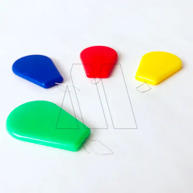 ENHEBRADORES PLASTICOS X 10 UN