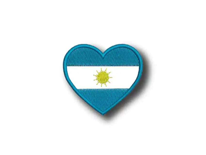 APLIQUE BORDADO TERMOAD INSIGNIA ARGENTINA CORAZON GRANDE 5,5CM X 6,1CM X 4UN