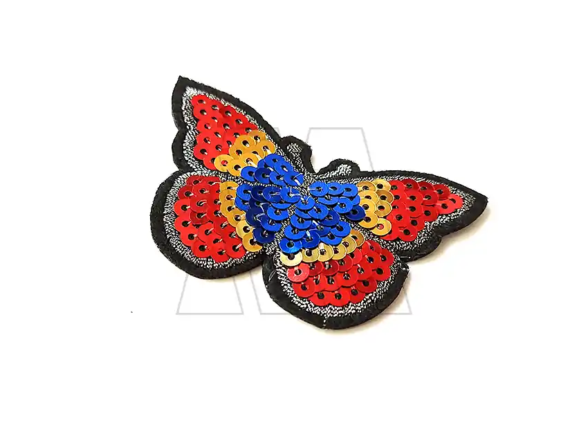 APLIQUE BORDADO TERMOAD MARIPOSA C/LENTEJUELAS 6CM X 4,5CM X 4UN