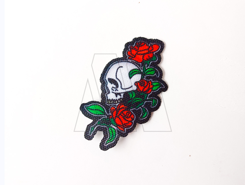 APLIQUE ESTAMPADO TERMOAD CALAVERA C/ROSAS X 6UN