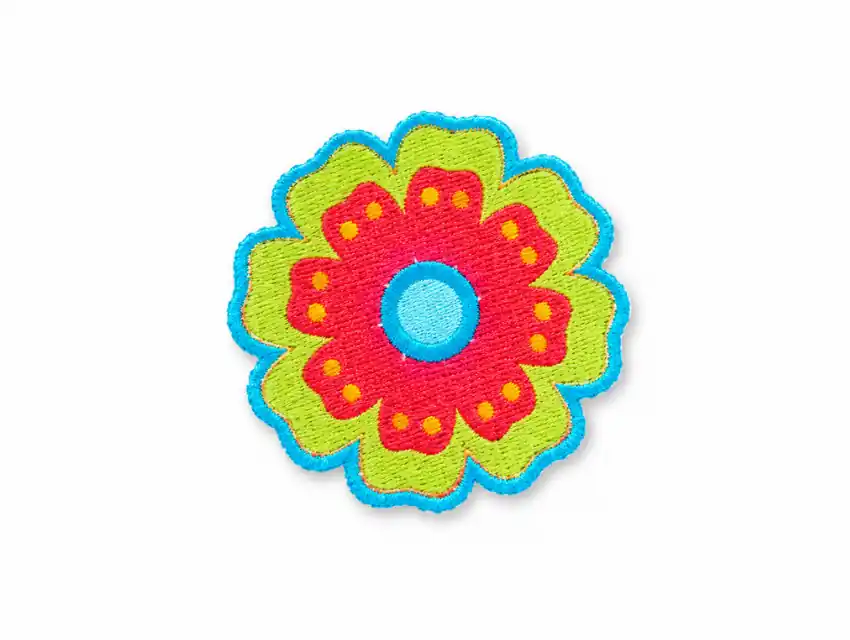 APLIQUE ESTAMPADO TERMOAD FLOR C/BORDE CELESTE X 12UN 