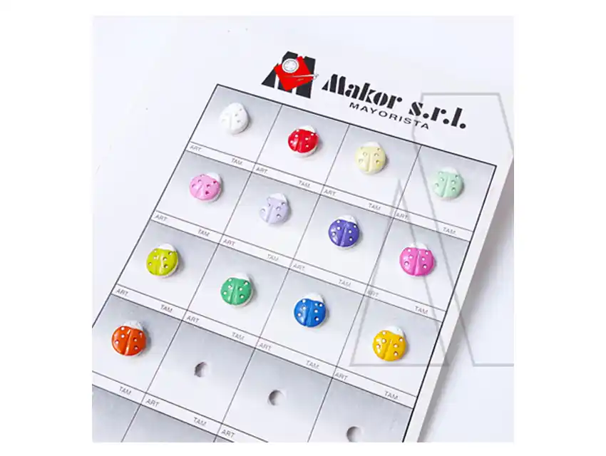 BOTON INFANTIL VAQUITA NYLON BASE BLANCA T22
