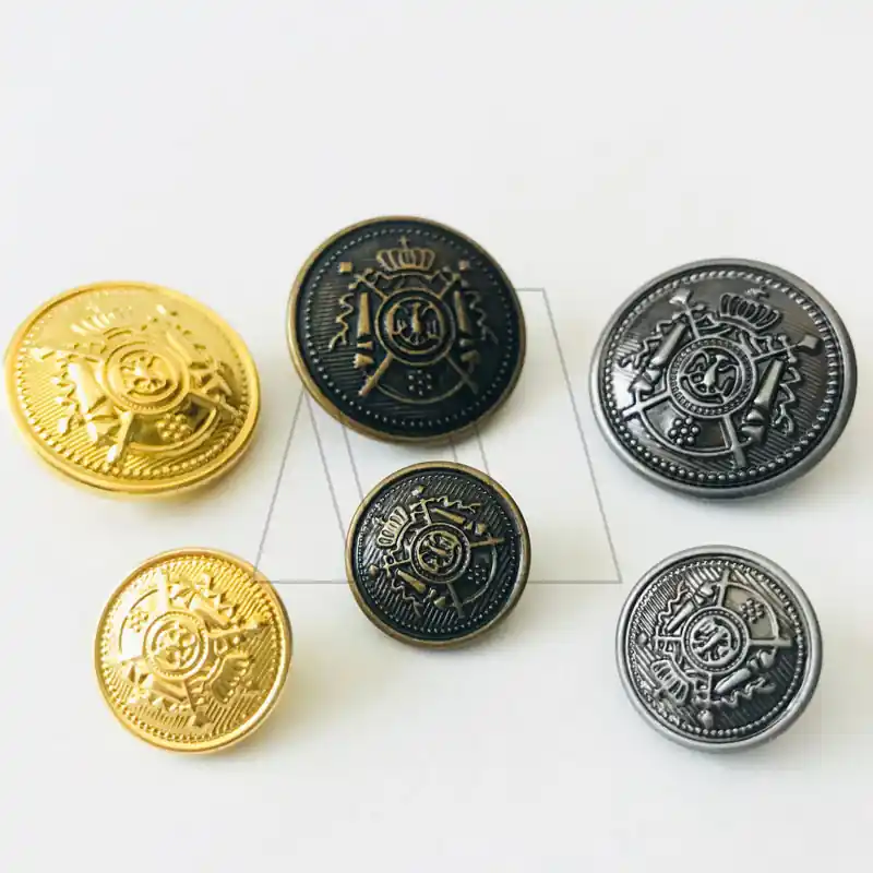 BOTON DE BRONCE CON PIE ESCUDO IMPERIAL T24
