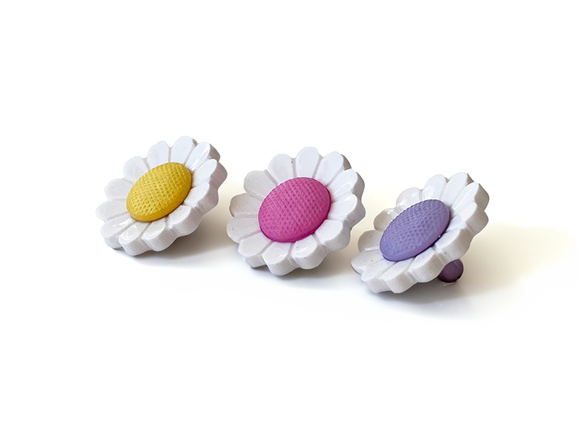 BOTON NYLON CON PIE MARGARITA T28