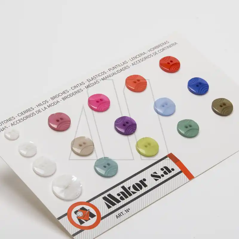 BOTON POLIESTER CURVA T36