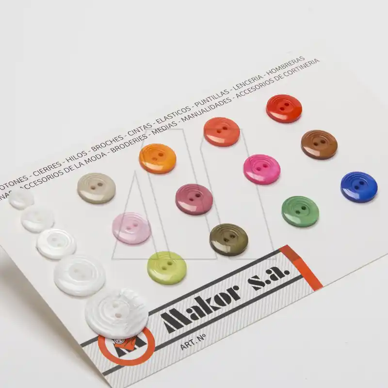 BOTON POLIESTER RUEDITA T24