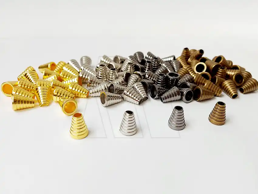 TERMINAL DE CORDON NYLON SIMIL METALICO X DOC