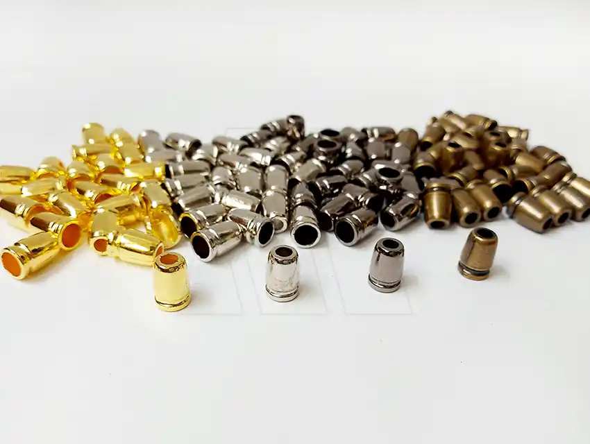 TERMINAL DE CORDON NYLON SIMIL METALICO X DOC