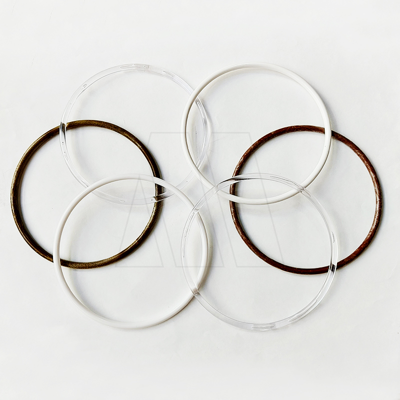ARGOLLA PLASTICA P/MANUALIDADES 17CM