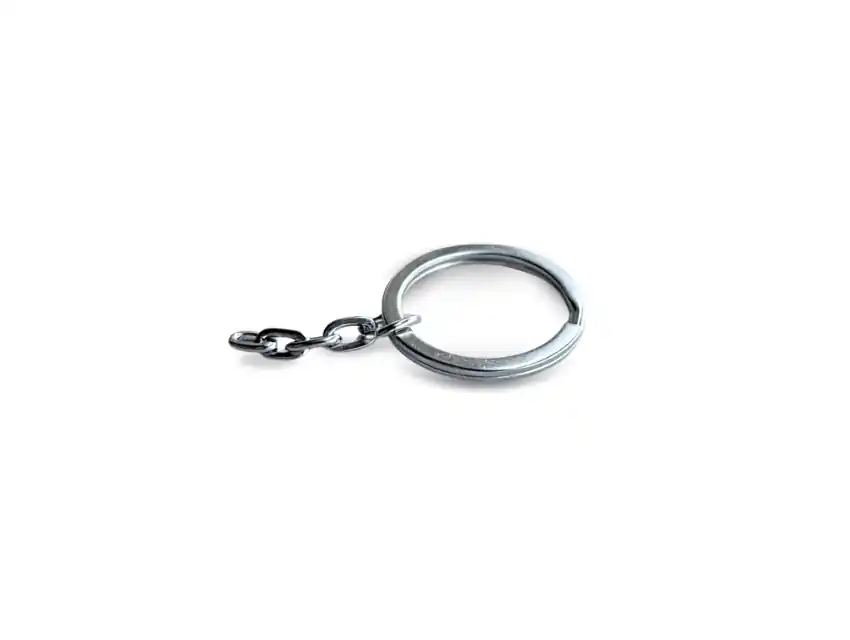 LLAVERO ARGOLLAS PLANAS METALICAS NIQUELADAS 25MM C/CADENA X 50UN