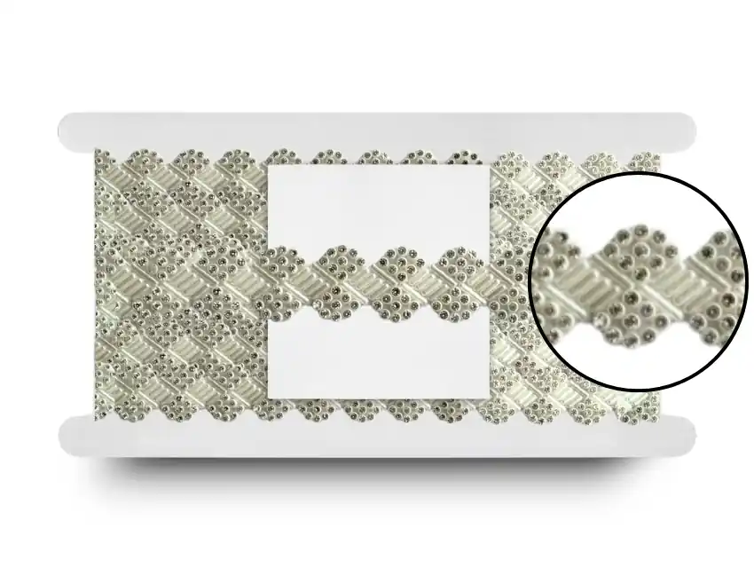 GALON PLASTICO BLANCO CON STRASS VIDRIO BRIGITTE 2CM X 5YDS