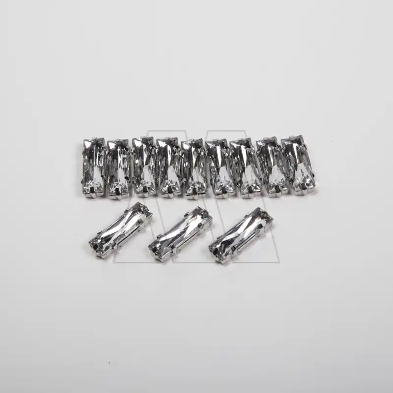 GEMA ENGARZADA P/COSTURA RECTANGULAR GRANDE 7MM X 24MM X 50UN