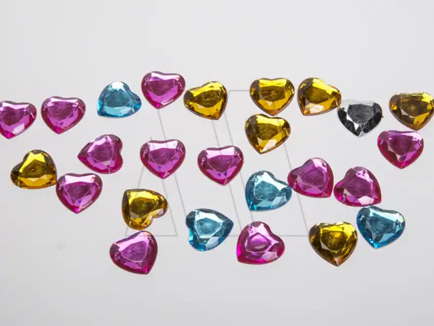 GEMA CORAZON FACETADA T14 X 50UN