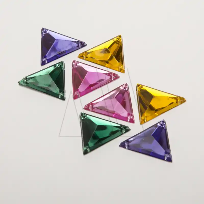 GEMA ACRILICA TRIANGULO FACETADO X 10UN