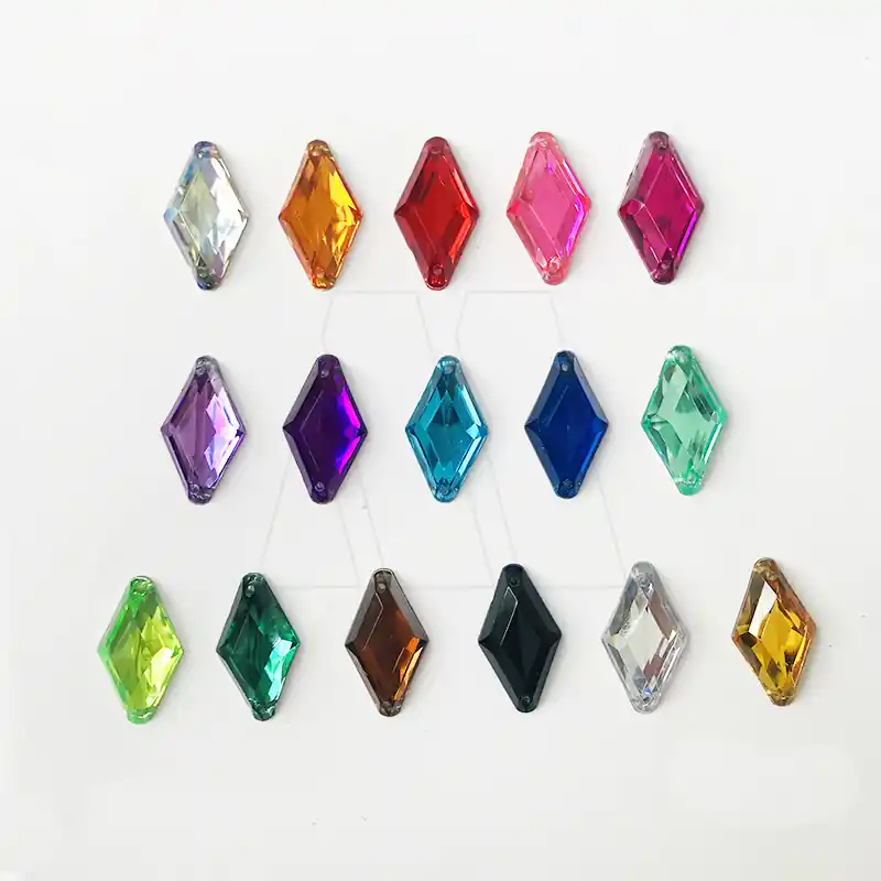 GEMA ACRILICA FACETADA ROMBO 17MM X 28MM X 100UN