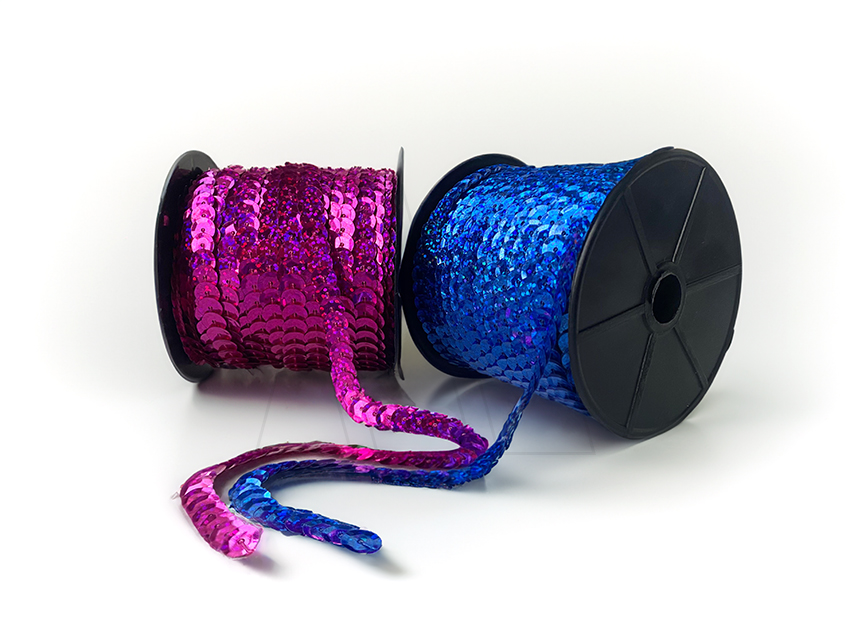  HILO DE LENTEJUELAS METALIZADAS LASER CUBE 8MM X 100YDS 