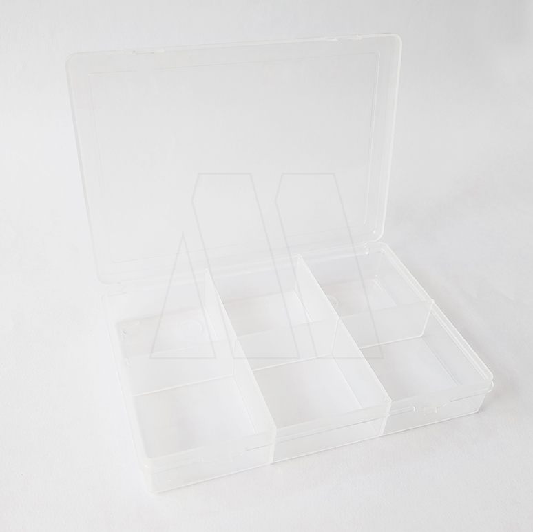 ESTUCHE PLASTICO CON 6 DIVISIONES P/MANUALIDADES 16CM X 11CM