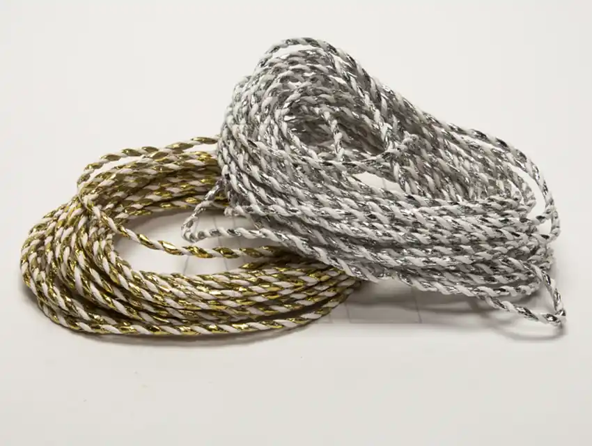 HILO DE PAPEL C/LUREX 4MM X 10MTS
