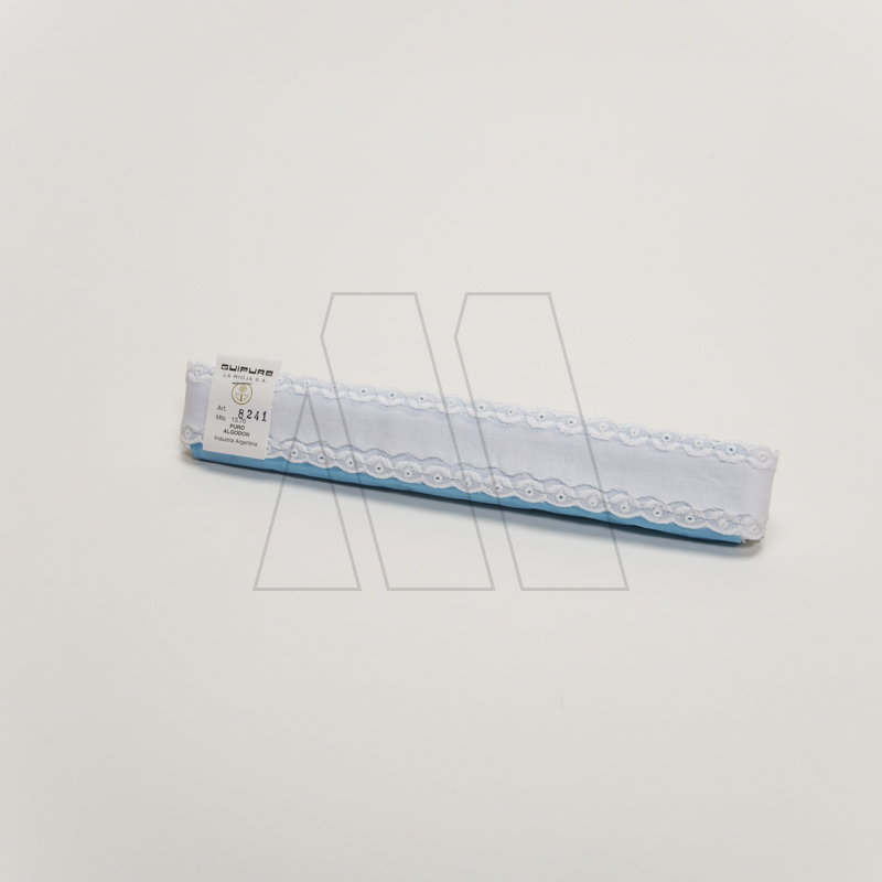 BRODERIE BATISTA DE 3CM X13,7MTS