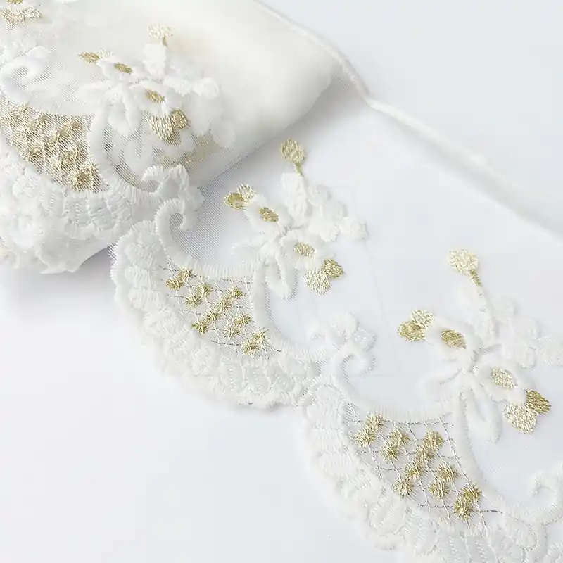 TUL BORDADO DUBAI 14 CM X 13,7 MTS