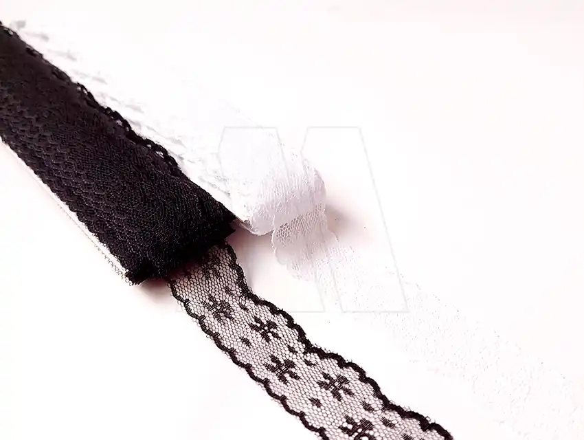 PUNTILLA NYLON 3 CM X 18,28 MTS